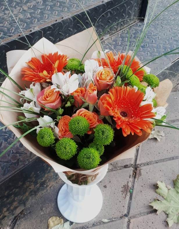 Букет цветов из: Герберы, Хризантемы, Альстромерии и Розы в Краснофлотском