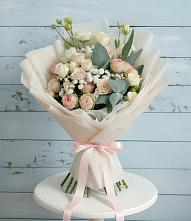 Букет цветов из:  Розы и Лизиантусы #REPLACE_PRED# Краснофлотском
