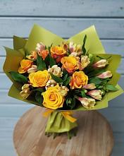Букет цветов из:  Альстромерии и Розы в Краснофлотском