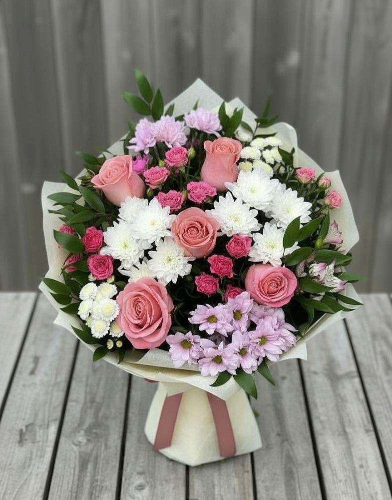 Букет цветов из: Альстромерии, Гвоздики, Розы и Хризантемы в Краснофлотском