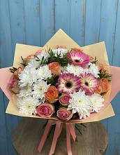 Букет цветов из:  Розы, Герберы и Хризантемы в Краснофлотском