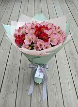 Букет цветов из:  Альстромерии в Краснофлотском
