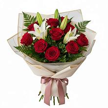 Букет цветов из:  Лилии и Розы в Краснофлотском