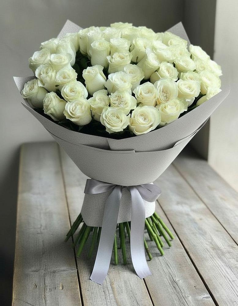 Букет 35 Белых роз в Краснофлотском