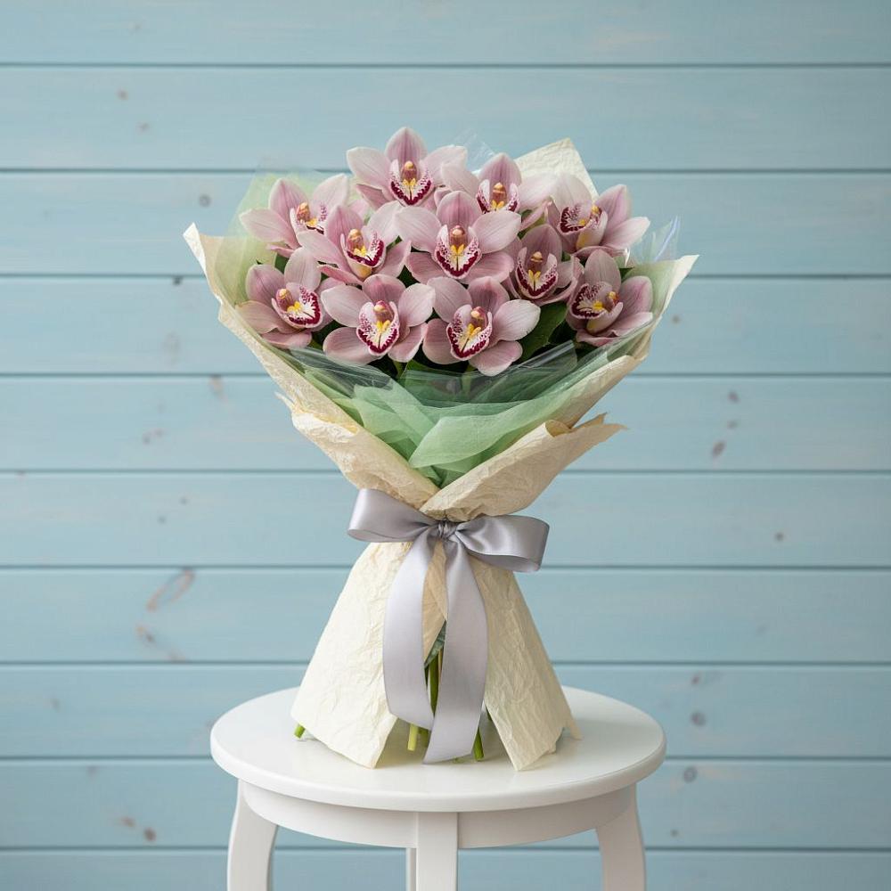 Букет цветов из: Орхидеи и Розы в Краснофлотском