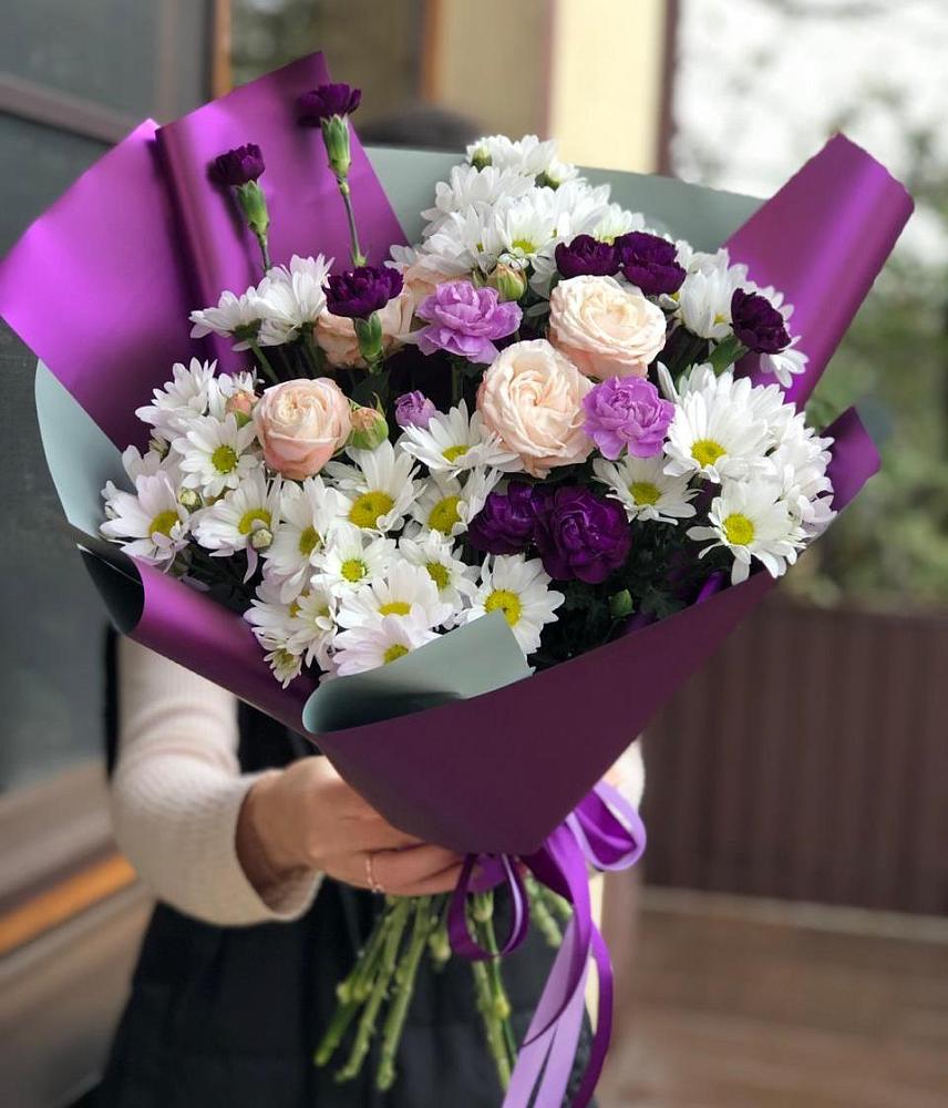 Букет цветов из: Хризантемы, Гвоздики и Розы в Краснофлотском