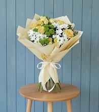 Букет цветов из:  Хризантемы и Розы в Краснофлотском