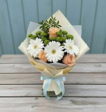 Букет цветов из:  Герберы, Розы и Хризантемы в Краснофлотском