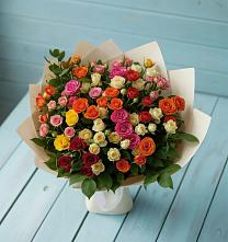 Букет Микс из разноцветных кустовых роз в Краснофлотском